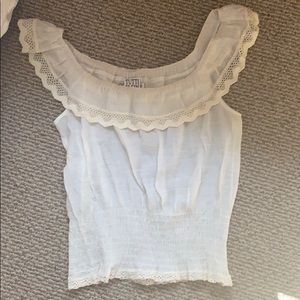 TUTTI PLEIN on Or off the shoulder  white top